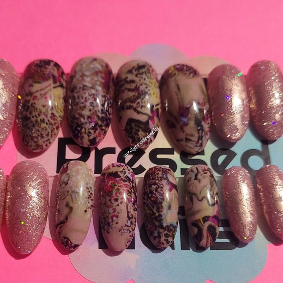 Oval Rose Gold Shimmer Abstract Design Press on Nails - Picture 1 of 3